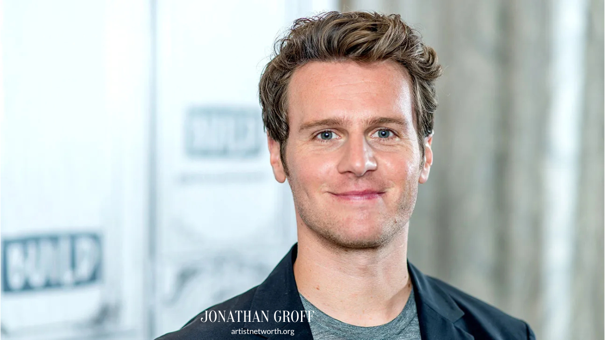 Jonathan Groff Net Worth